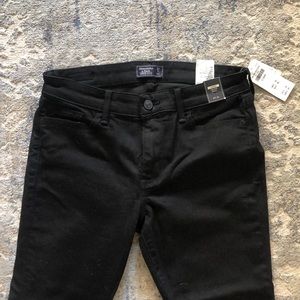 Abercrombie Harper black ankle cut skinny jeans